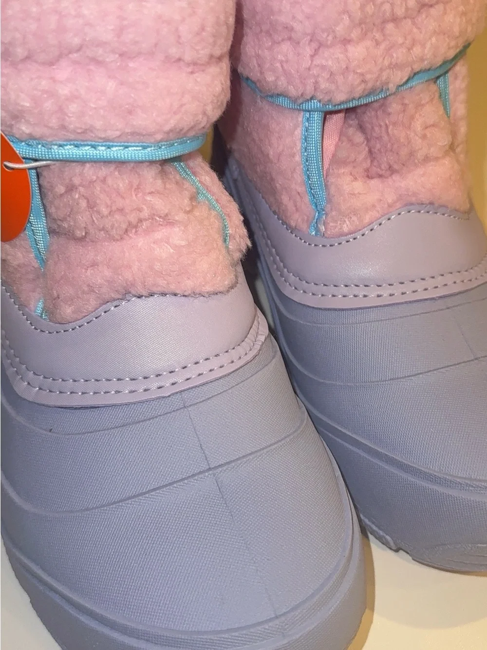 Ozark Trail Girls Pink Lavender Waterproof Winter Snow Boots Size 4
